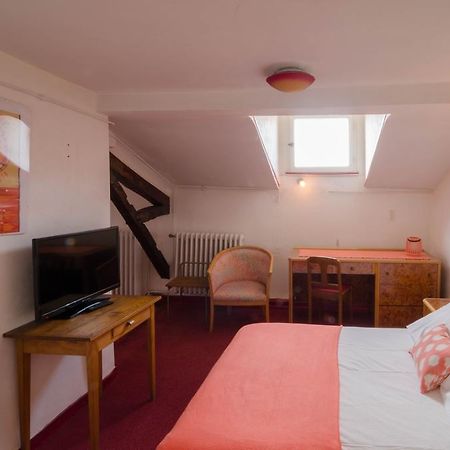 Hotel De La Gare Bayonne Buitenkant foto