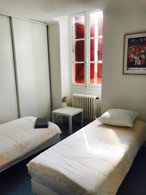 Hotel De La Gare Bayonne Buitenkant foto