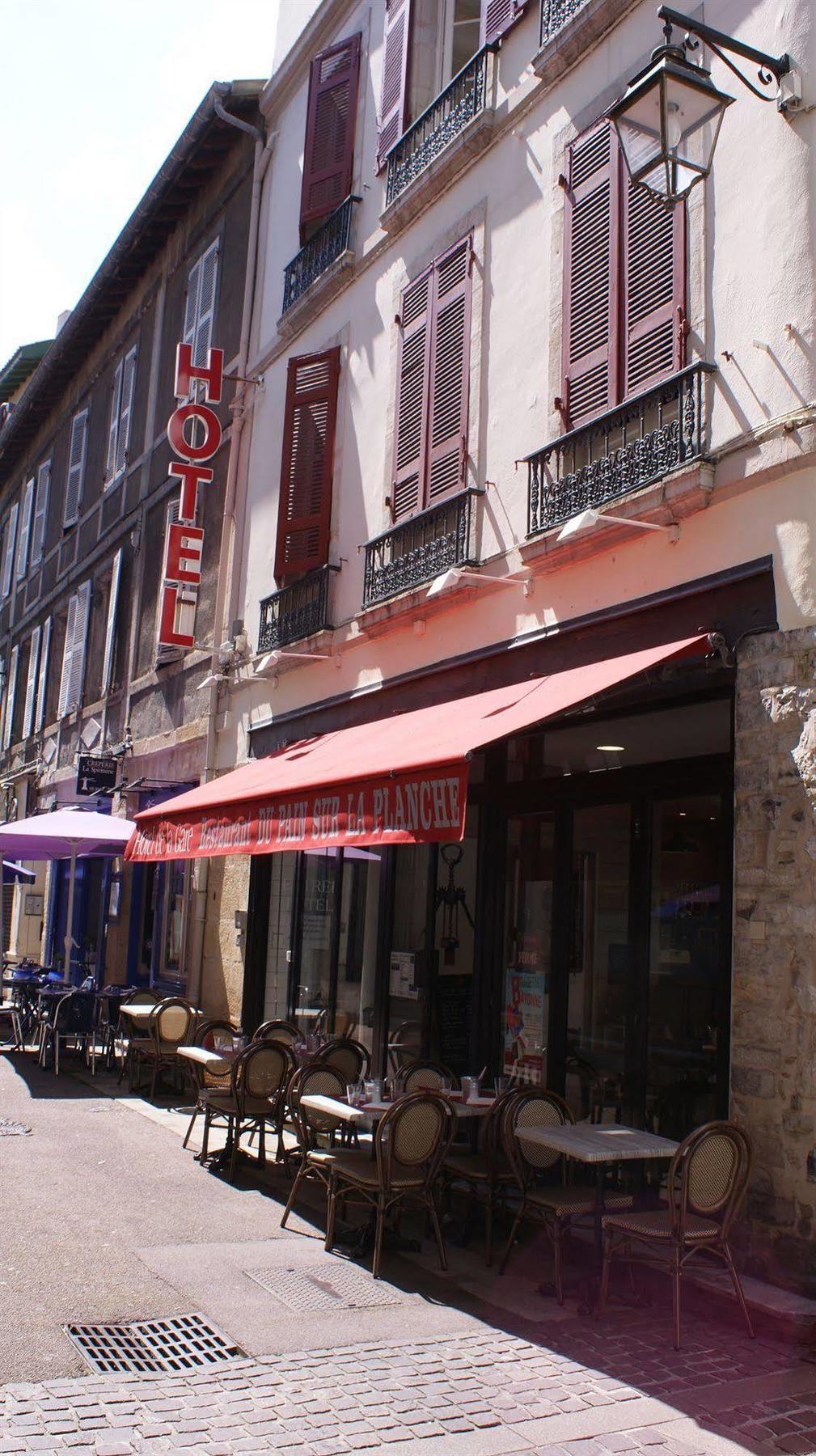 Hotel De La Gare Bayonne Buitenkant foto