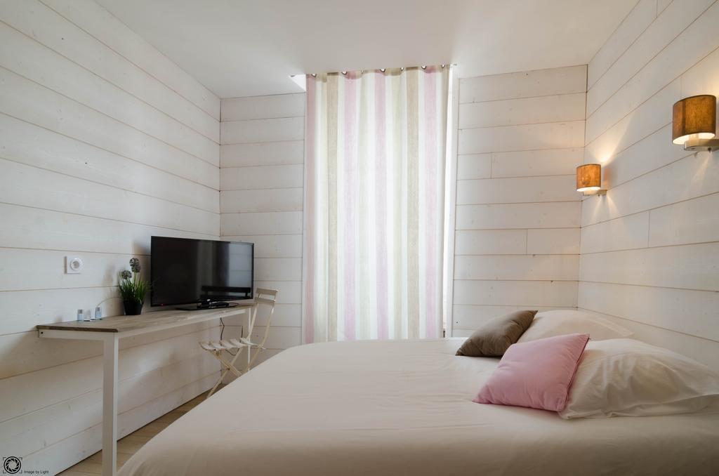 Hotel De La Gare Bayonne Kamer foto